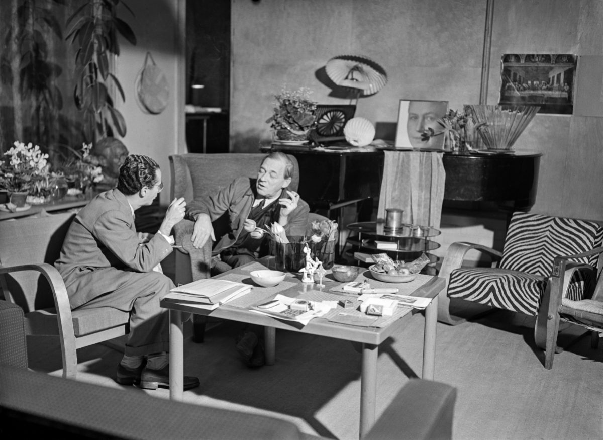 Alvar Aalto at his home and studio in Munkkiniemi, Helsinki in January 1952. Räshid Nasretdin / Nasakuva / Press Photo Archive JOKA / Finnish Heritage Agency